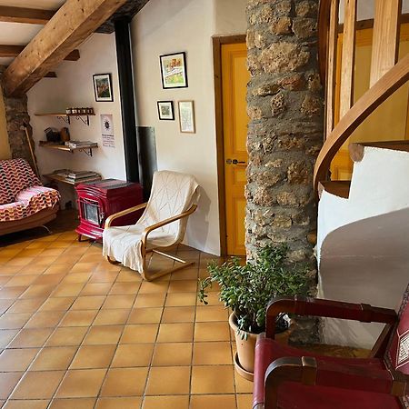 Chambres D'Hotes Gite Saint Roch Tuchan Exteriör bild